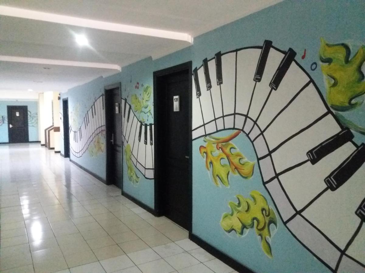 Hotel Sofia Juanda Surabaya Sidoarjo Esterno foto