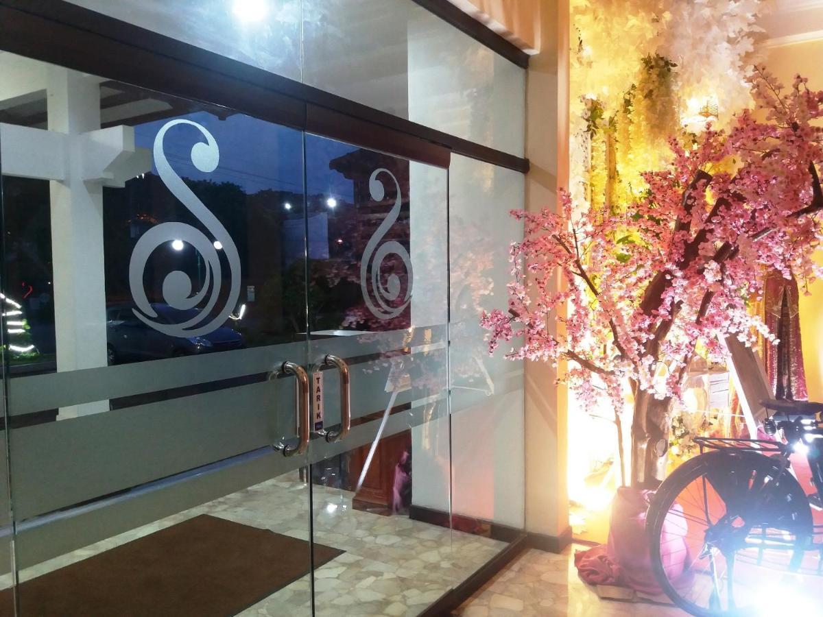 Hotel Sofia Juanda Surabaya Sidoarjo Esterno foto